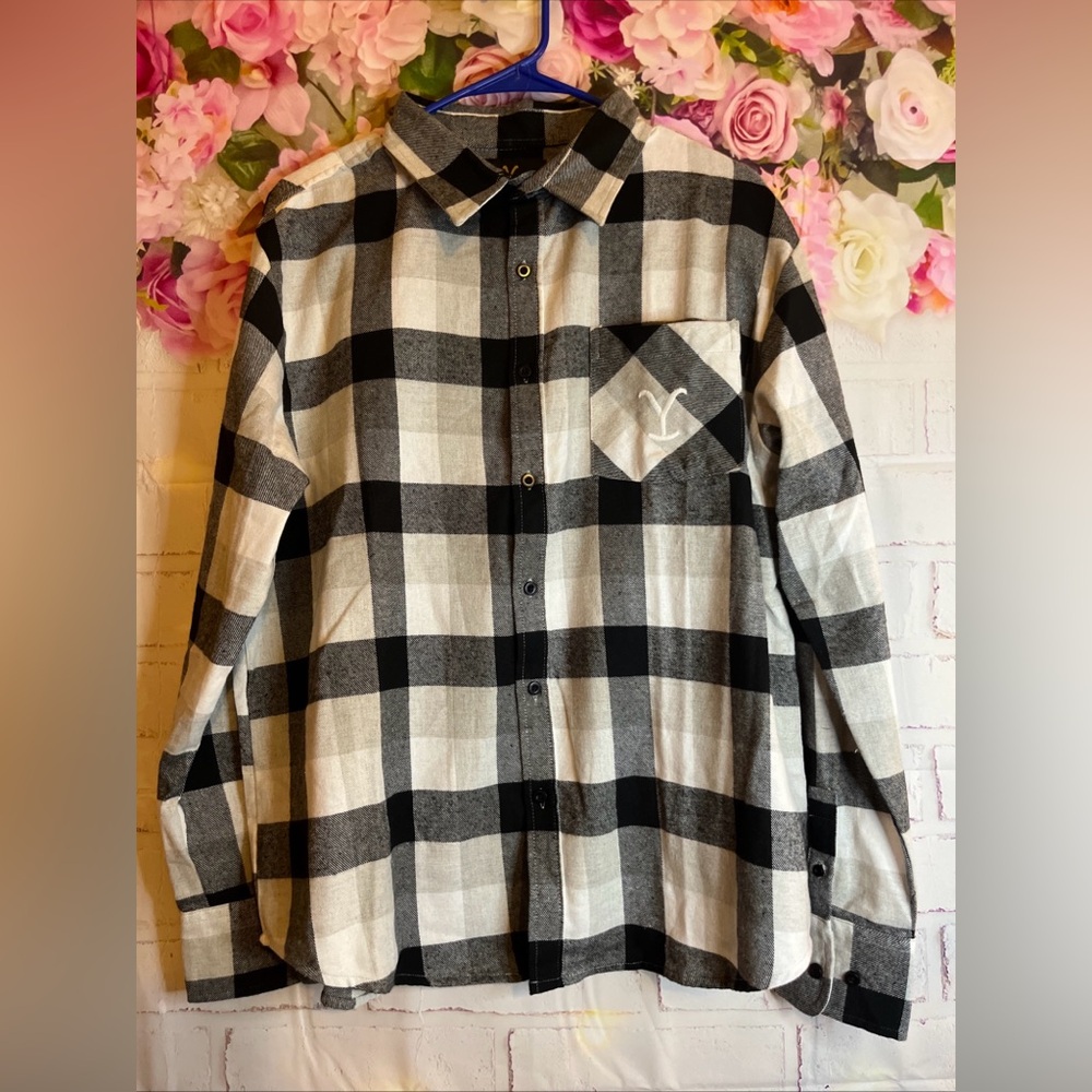 Yellowstone Dutton Ranch Embroidered Black And White Plaid Button Up Flannel